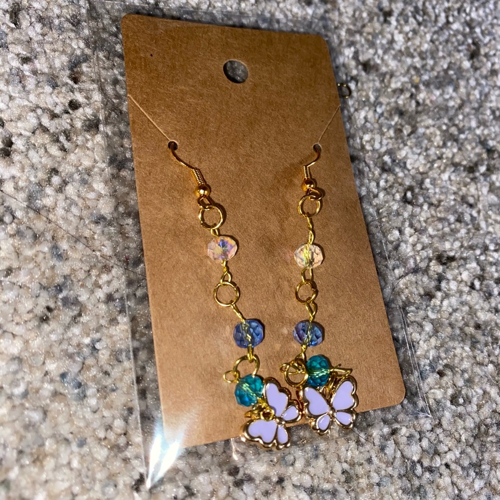 Dangling butterfly earrings